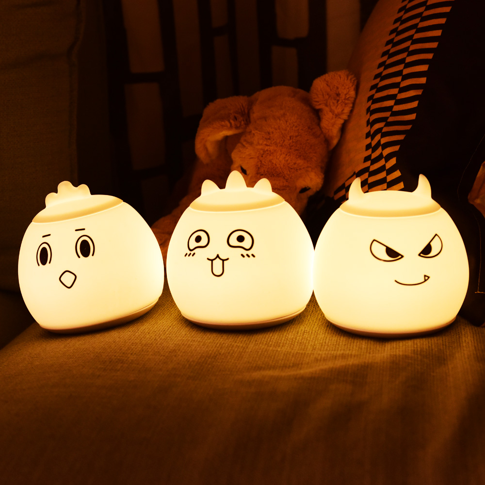 七彩多变小夜灯硅胶灯 usb充电拍拍灯 可爱卡通喂奶灯