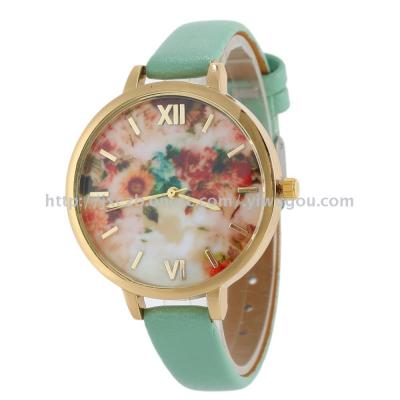 The new trend of gold shell belt watch the Roman scale small bee fine watch table
