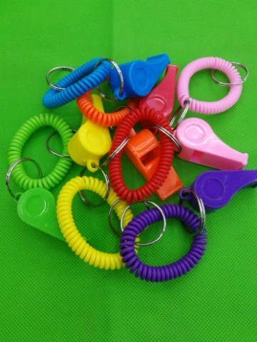 supply candy color whistle belt spring coil， mini color cute shape whistle， quantity discount welcome to order