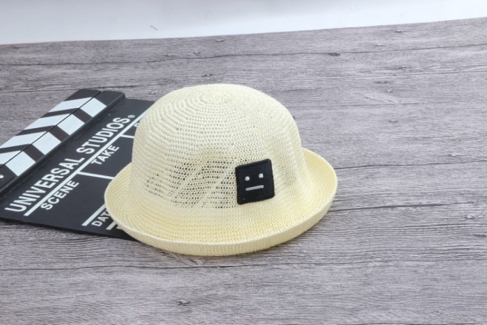 帽子批发 男女童外出圆顶贴布机器人小礼帽 潮