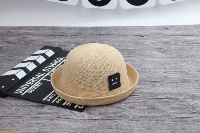 帽子批发 男女童外出圆顶贴布机器人小礼帽 潮