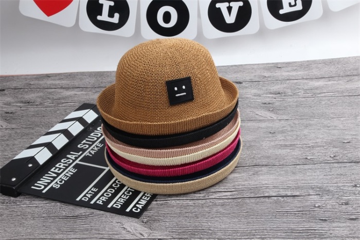 帽子批发 男女童外出圆顶贴布机器人小礼帽 潮