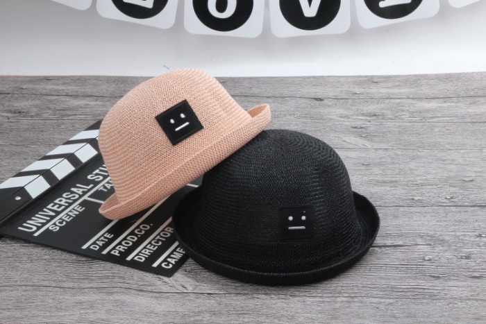 帽子批发 男女童外出圆顶贴布机器人小礼帽 潮