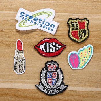 布刺绣徽章潮牌牛仔羽衣服装饰补破洞辅料熨烫