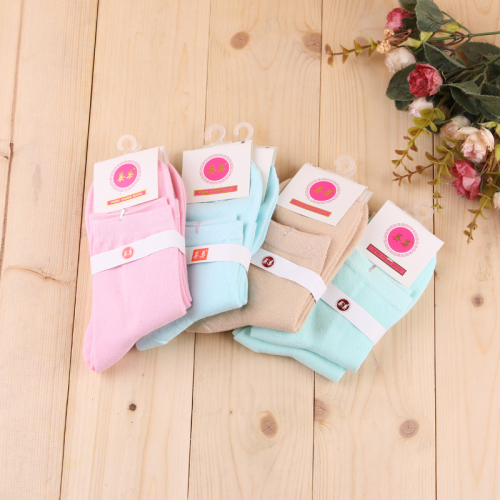 Factory Direct Sales New Athletic Socks Cotton Socks Candy Color Cotton Women‘s Socks 