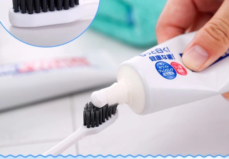 日本牙膏批发原装进口狮王大白牙膏,150克装。