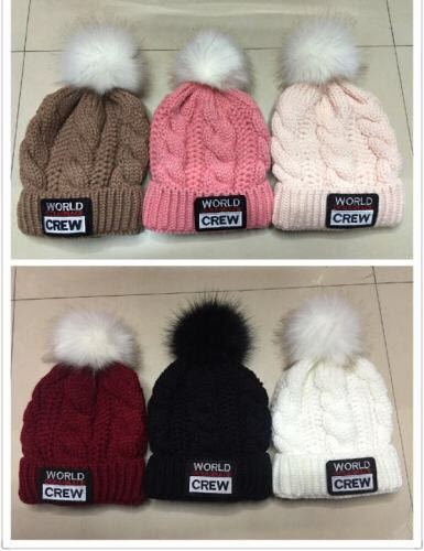 knitted hat， girl‘s cap， fluffy ball cap， woolen cap