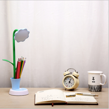 Supply Solar Flower Penholder Desk Lamp Desk Desk Usb Charging