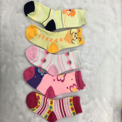Stall Polyester Cotton Double Yarn Children‘s Socks 4-6 Years Old Cartoon Socks Jacquard Socks Loose Socks Women‘s Socks Men‘s Socks 