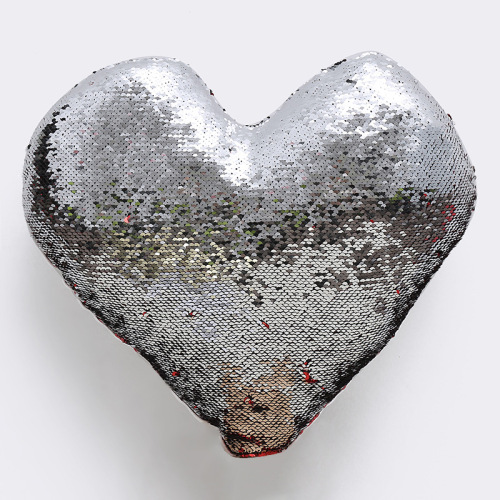 modern simple sequined heart-shaped pillowcase
