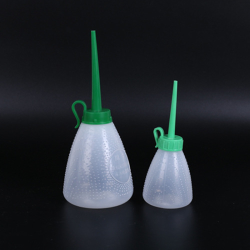 factory supply a variety of high-quality oiler plastic bottles machine tool oiler blow molding bottles can be customized wholesale