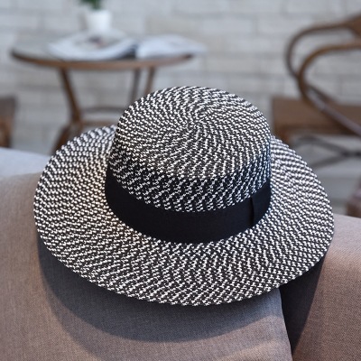 Black and White Flat Straw Hat Female Summer Beach Hat Seaside Holiday British Style Top Hat Sun-Proof Travel Hat Tide