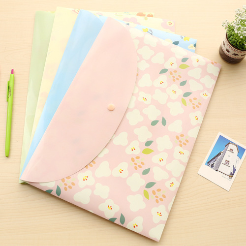 Xiaomeng Factory Wholesale Student Cute A4 File Bag School Supplies Floral Transparent Information Bag Plastic File