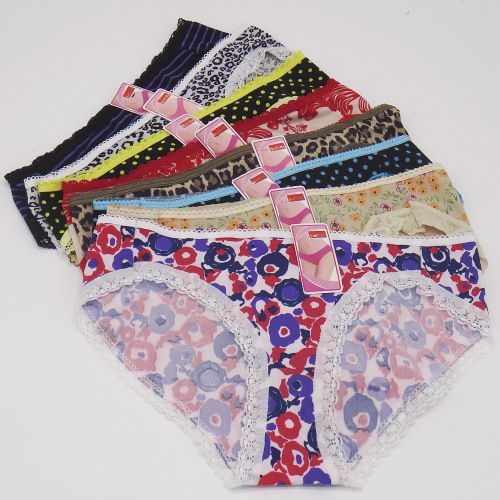 Factory Stock Women‘s Triangle Underwear Stall 5 Yuan Model Underwear Running Rivers and Lakes Spot Women‘s Underwear Wholesale