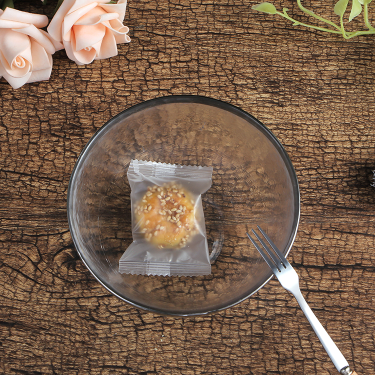 玻璃餐盘 厂家定制彩色玻璃盘子 甩制色料玻璃盘子