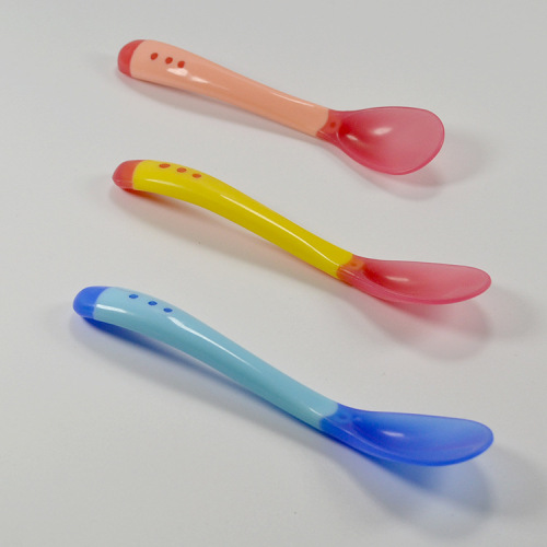 baby temperature-sensitive soup spoon baby medicine-feeding spoon temperature-sensitive spoon temperature-sensitive spoon temperature-changing