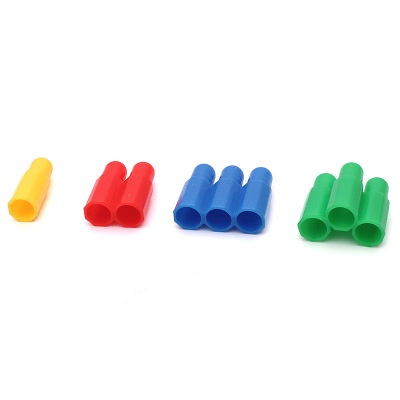 Plastic toys of Yizi toys