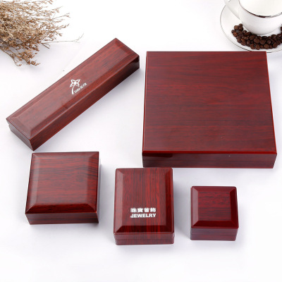 New products manufacturers customized high-grade bright red wood-print spray paint imitation wood jewelry packaging boxes and accessories
