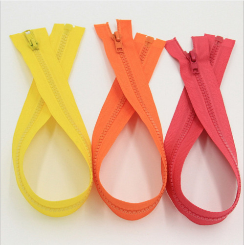 factory hot sale no. 5 rubber teeth hard resin open-end zipper factory direct sales a variety of colors for selection
