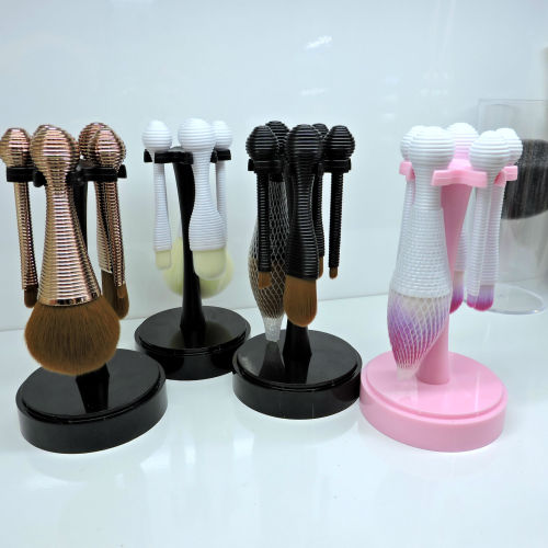 Factory Direct Sales Beauty Tools Makeup Brush Fiber Hair Plastic Handle 5 Pieces Can Be Hung Small Waist Brush Suit with Brush Tube