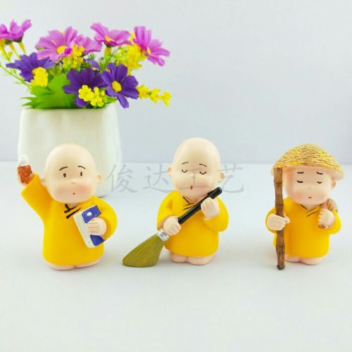 two goods leisure two little monk resin crafts car ornaments