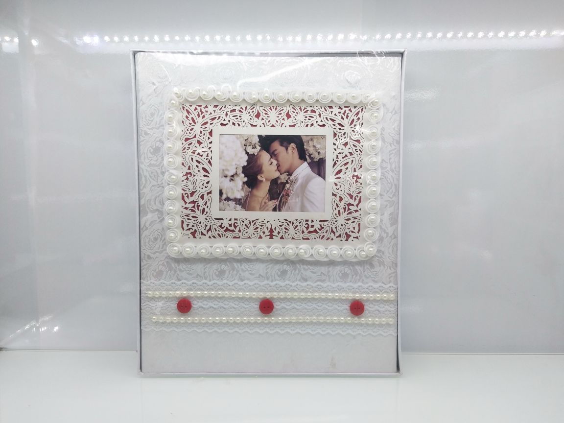 创意个性简约婚纱影集
8寸100张相册