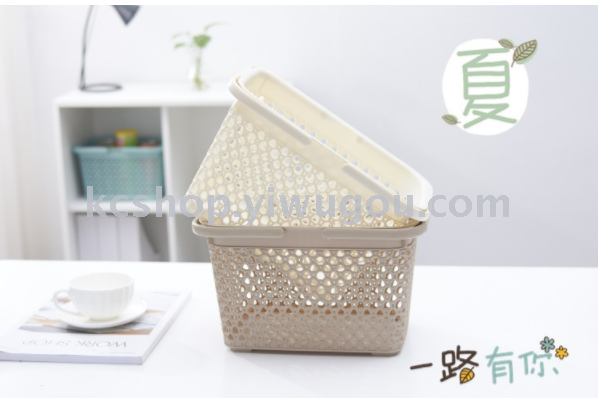 Plastic imitation rattan woven hand-held basket for bathroom storage pic 6