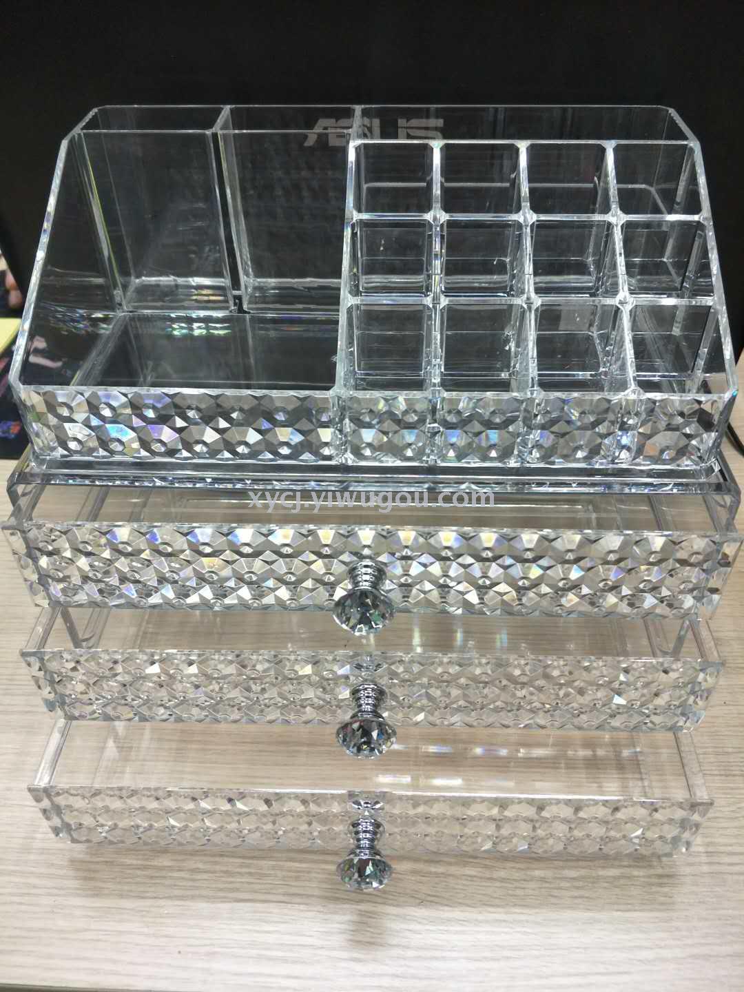 New plastic cosmetic box diamond-faced cosmetic display stand in transparent color pic 9