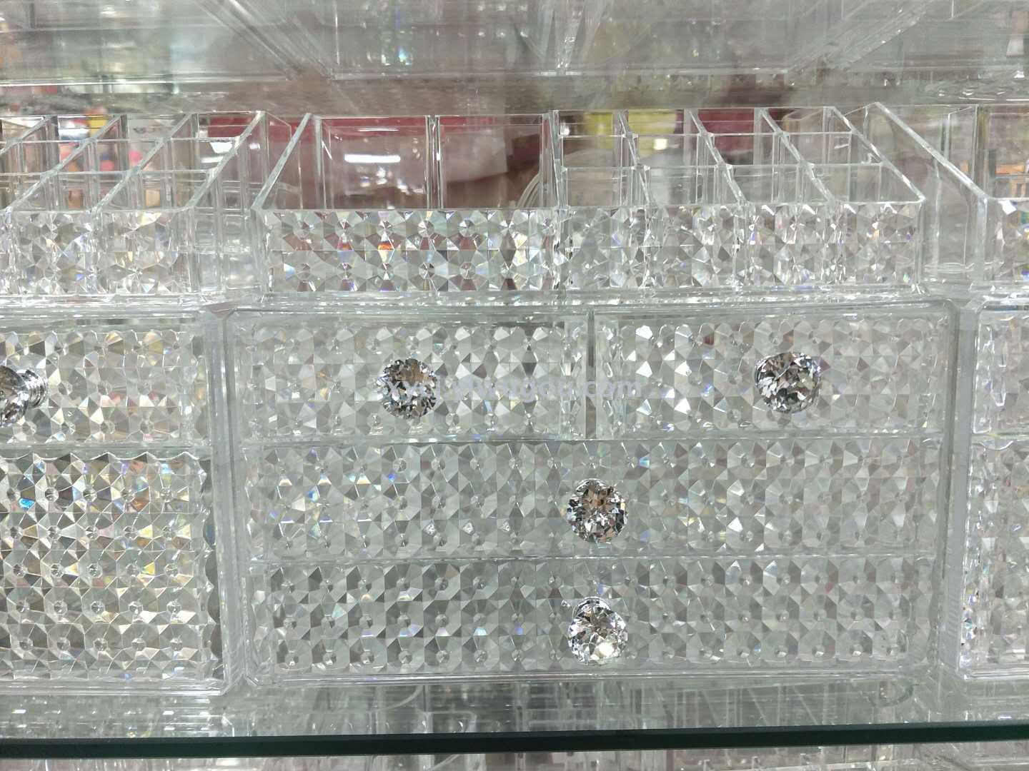 New plastic cosmetic box diamond-faced cosmetic display stand in transparent color pic 13