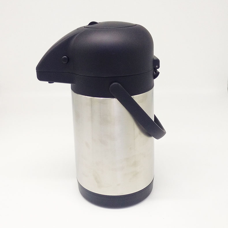 thermos flask with glass inside