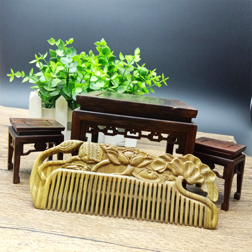 Natural Green Sandalwood Comb Sandalwood Lotus Leaf Fine Coarse Tooth Comb Peach Wood Comb Hairdressing Comb Massage Comb Customization