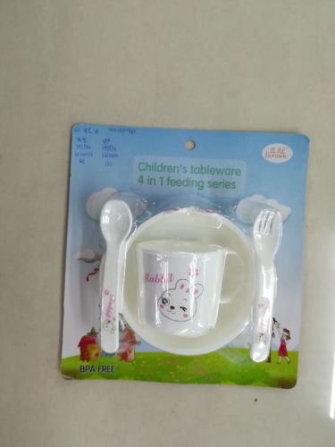 children‘s bowl children‘s spoon children‘s cup