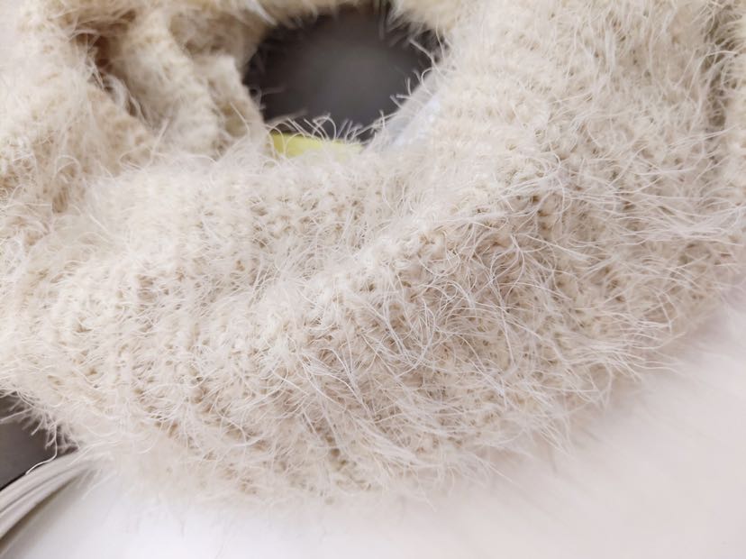 日韩网红针织毛线羽毛绒质保暖秋冬学生围脖套头加厚冬季情侣围巾