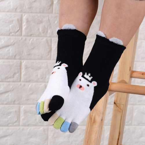 Children‘s Cotton Five-Finger Socks Mid-Calf Spring， Autumn and Winter Colorful Toe Jacquard Cartoon Feather Yarn Ear Versatile Socks