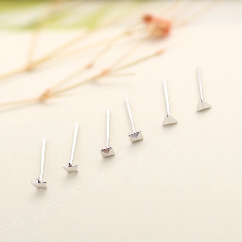 纯银耳钉迷你小耳骨钉男女925银耳饰 联系电话：18557906688