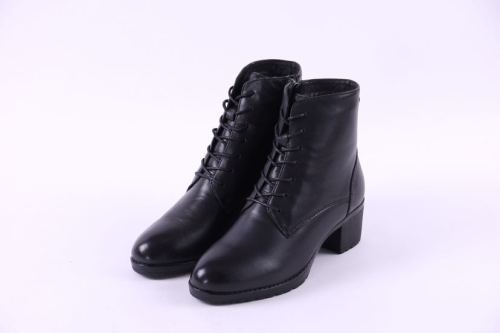women‘s wool leather boots for urban management