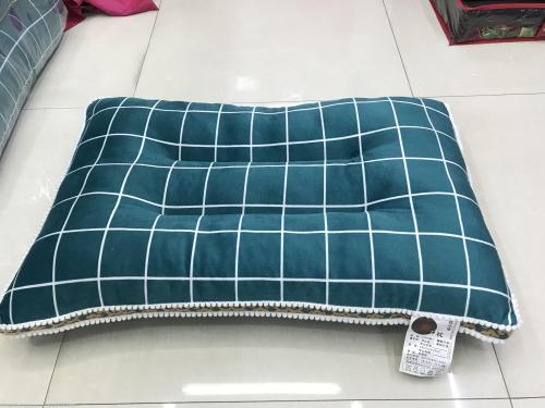 Super Soft Ultra-Fine Short Plush Plaid Shaped Sleep Pillow Bedding