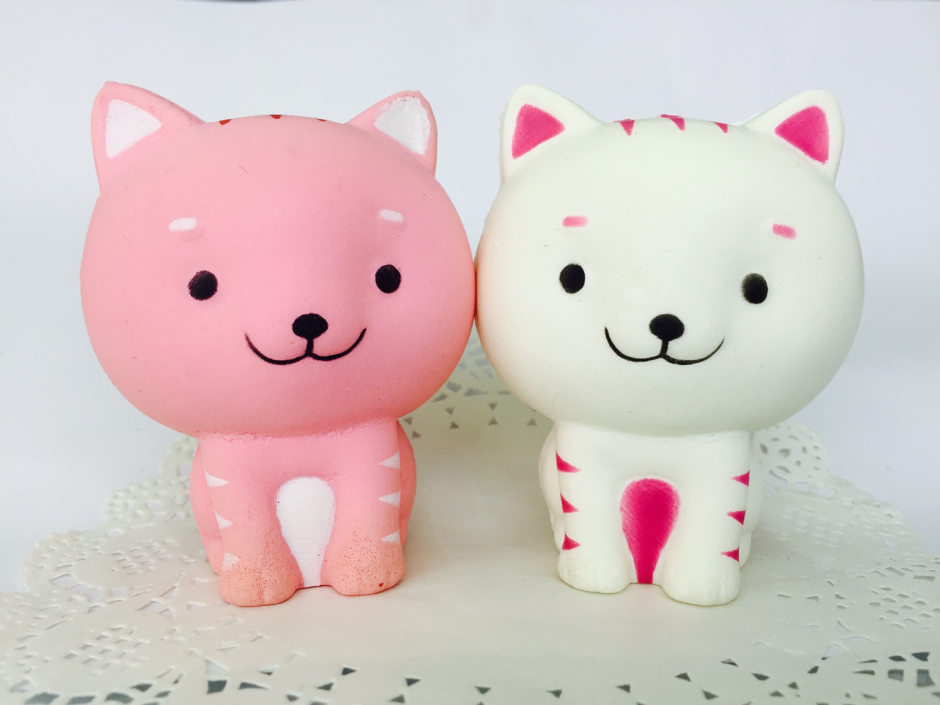 厂家直销SQUISHY慢回弹PU减压发泄捏捏乐玩具仿真动物  小奶猫