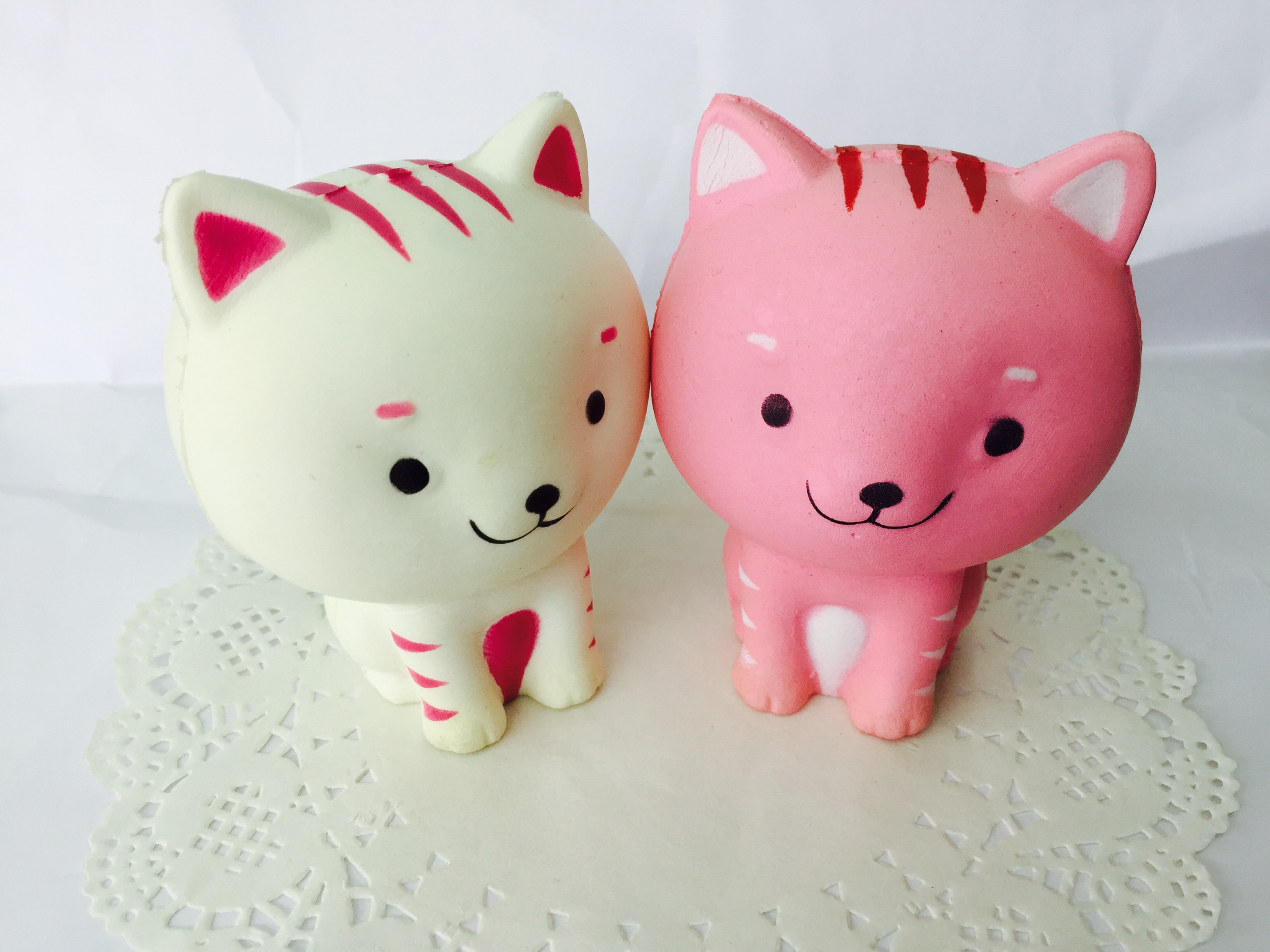 厂家直销SQUISHY慢回弹PU减压发泄捏捏乐玩具仿真动物 小奶猫
