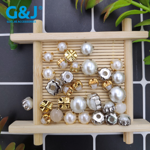 Half-Faced Pearl Upper Four-Hole Claw Hand Sewing Stone Clothing Ornament Accessories