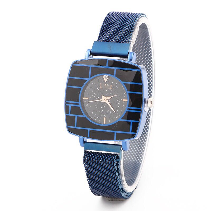 Hot style fashion star web celebrity watch square magnet buckle ladies watch magnetic suction watch