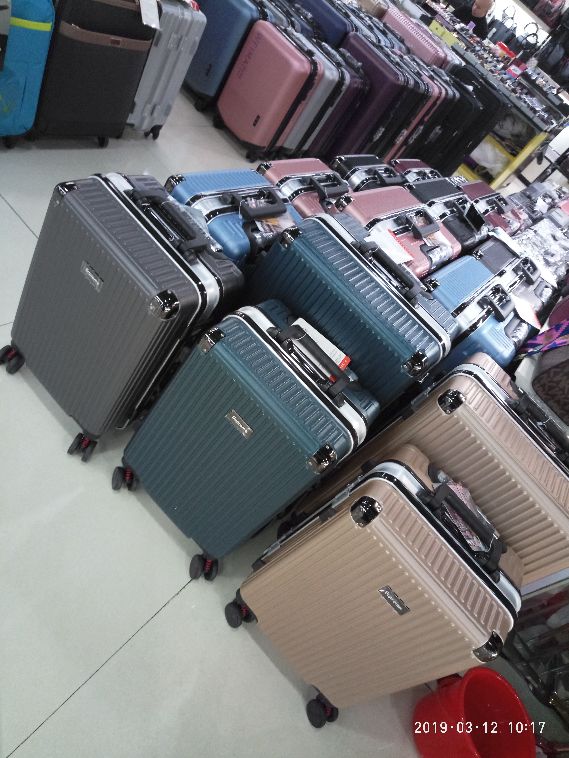 拉杆箱 低价位 高品质 行李箱 PC 铝框