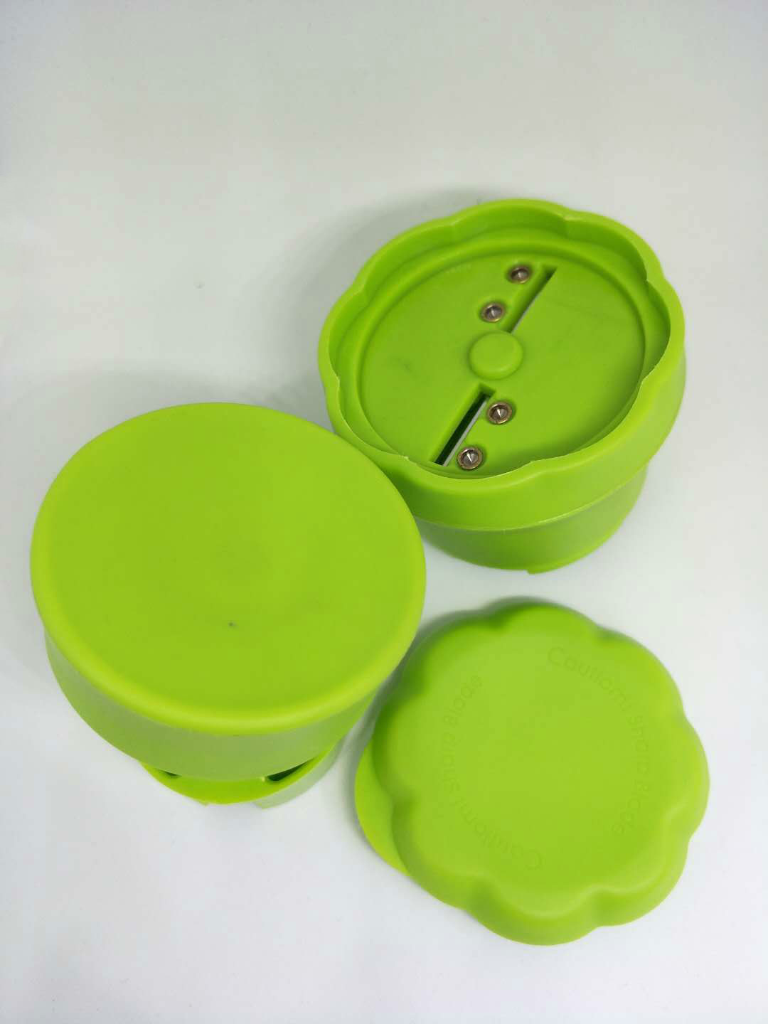 Kitchen spice tools: ginger and garlic slicer, mini garlic grinder, ginger and garlic mince grinder and garlic press pic 9