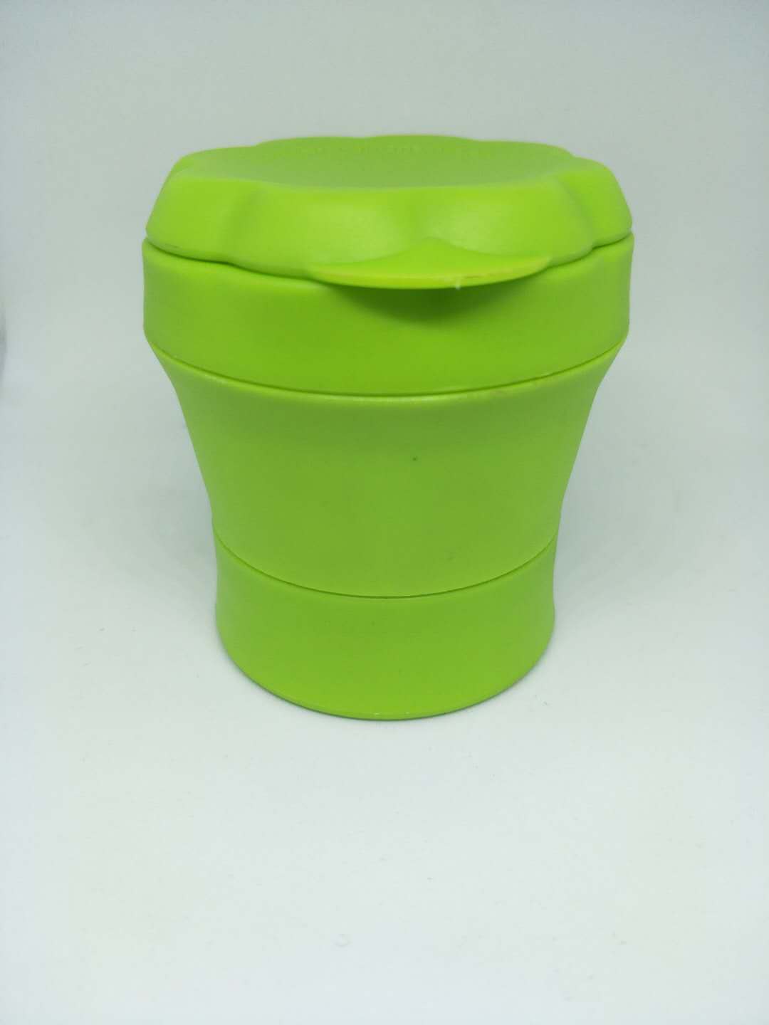 Kitchen spice tools: ginger and garlic slicer, mini garlic grinder, ginger and garlic mince grinder and garlic press pic 13