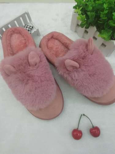 Autumn and Winter Cartoon Cotton Slippers Small Rabbit Fur Warm Non-Slip Slippers Cute Home Fur Slippers Floor Confinement Shoes 