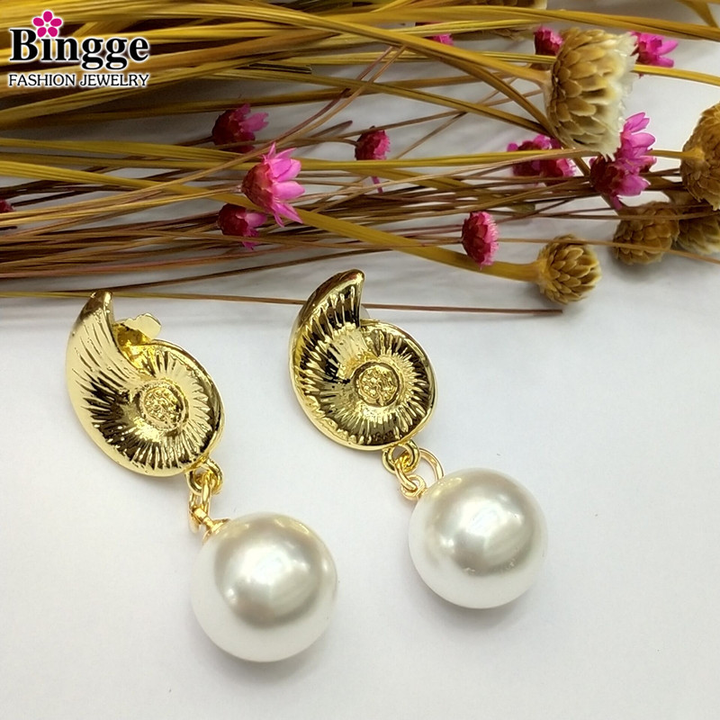 韩国时尚文艺复古海螺耳环甜美珍珠耳坠网红个性气质百搭潮人耳饰