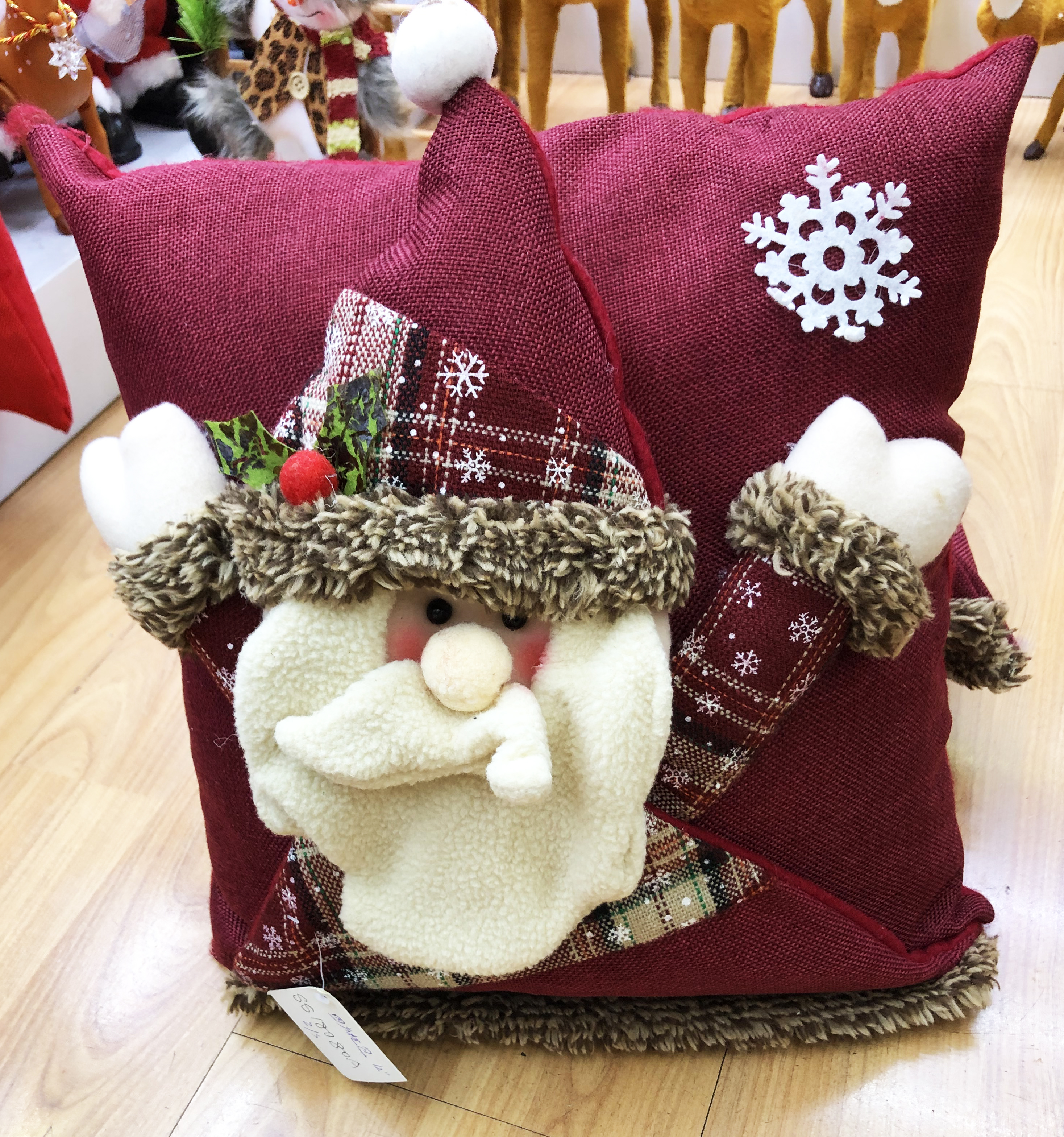 圣诞抱枕紫色圣诞老人抱枕带绒边抱枕圣诞饰品室内装饰