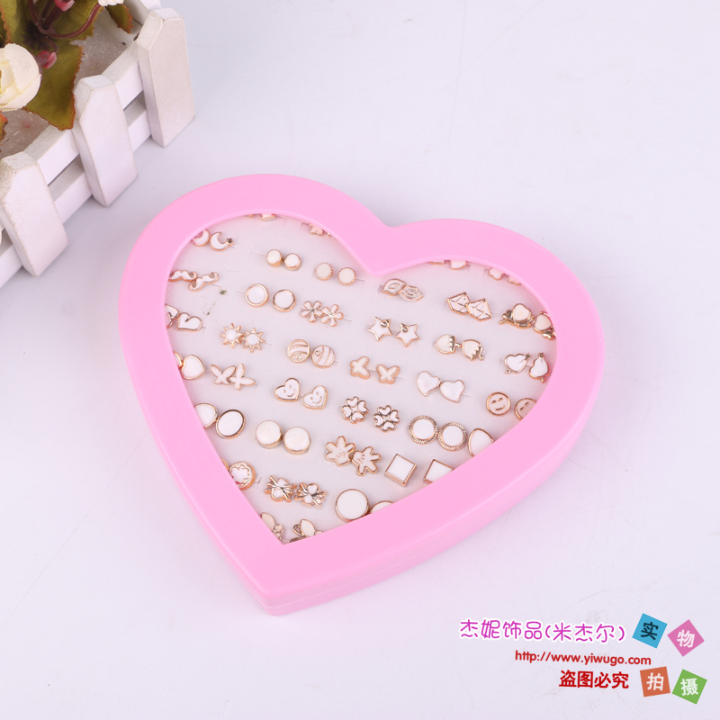 欧美饰品气质极简复古百搭个性质感耳钉耳环耳饰女 造型款式多样