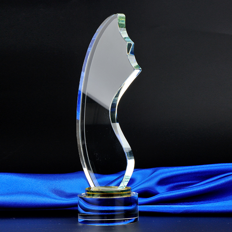 英特奇创意弯刀片奖杯水晶奖杯定制高档商务奖品纪念品厂家定制