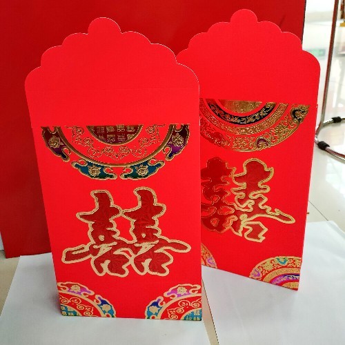 100，000 150000 yuan red envelope two-color bronzing red and white cardboard with fragrance 1 pack of 2 three-color gold